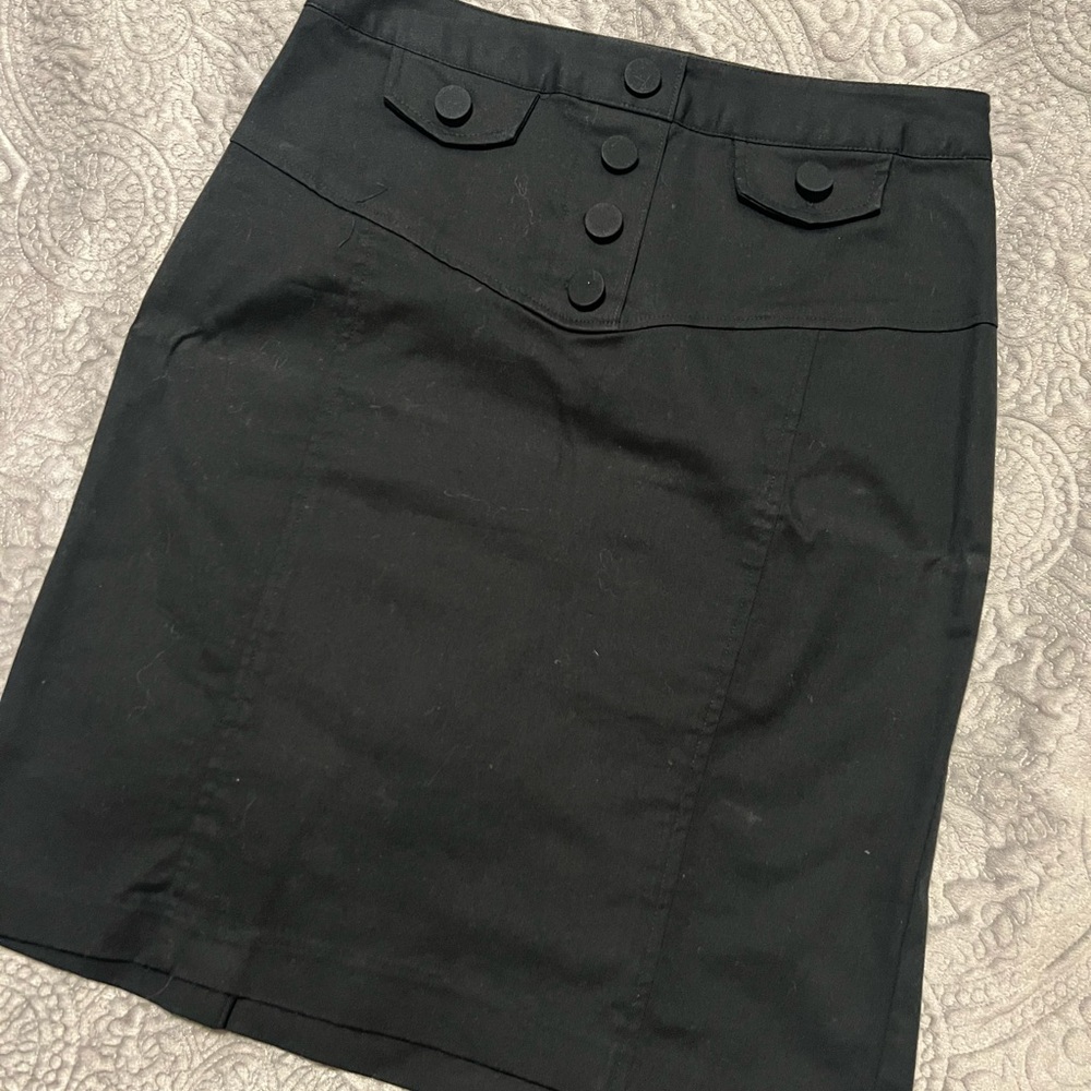 Elegant Black Button-Front Skirt